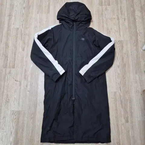 뉴발란스 사이드라인 다운 후드 롱패딩 점퍼