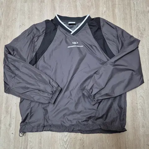 코드그라피 브이넥 풀오버 아노락 바람막이