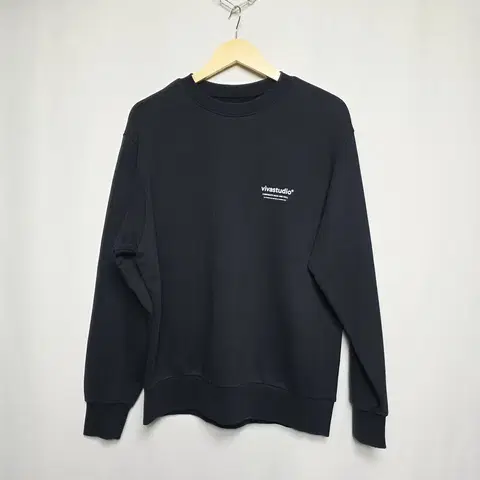 [비바스튜디오] 공용 오버핏 프린팅 맨투맨 S