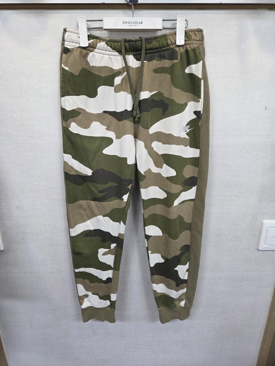 나이키 해외판 nsw 클럽 카모 트랙팬츠 m