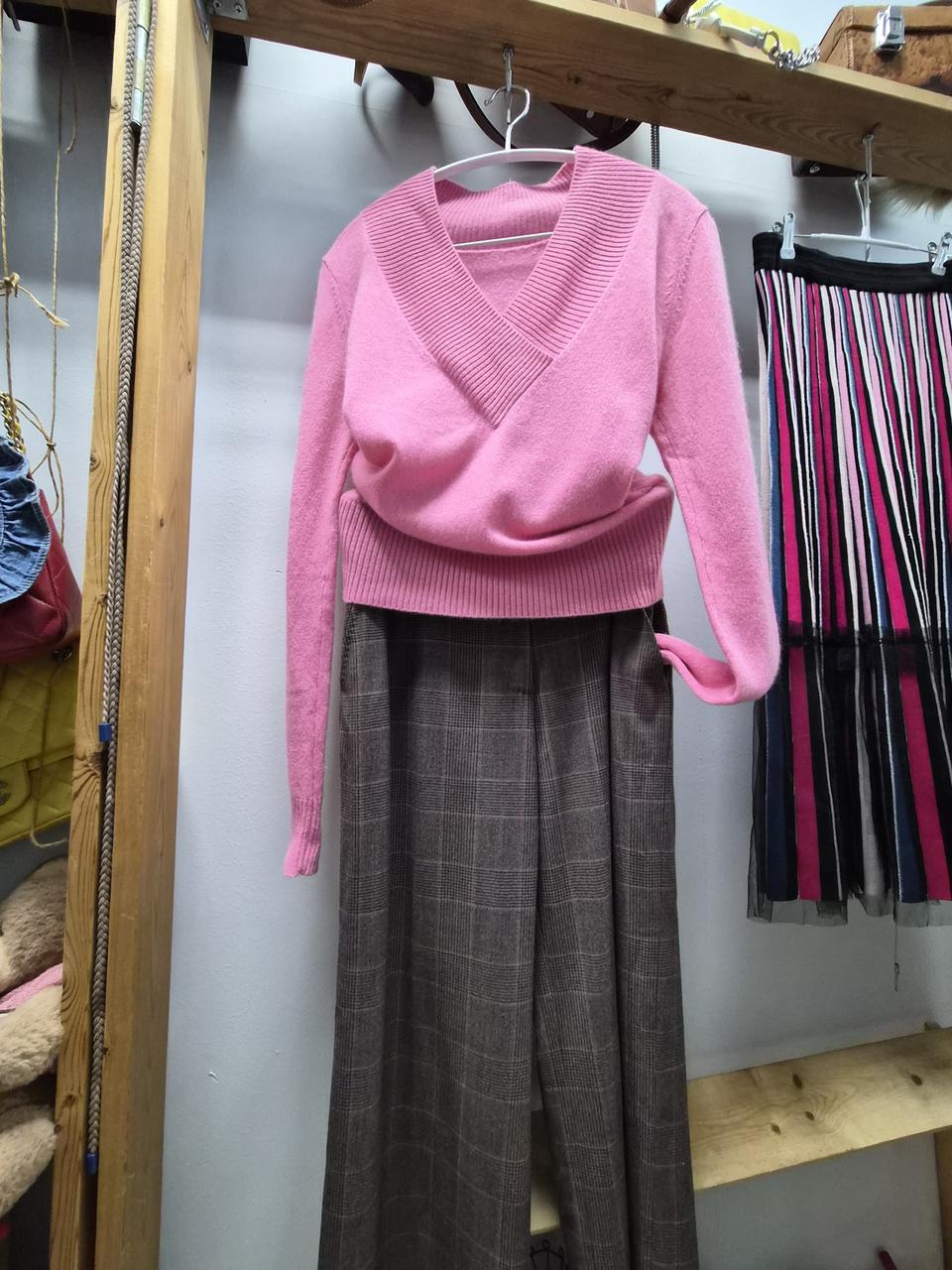 수입 캐시미어100% 니트. 막스마라 체크팬츠