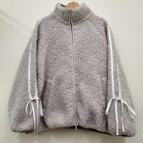 올리브데올리브 리본 뽀글이 점퍼