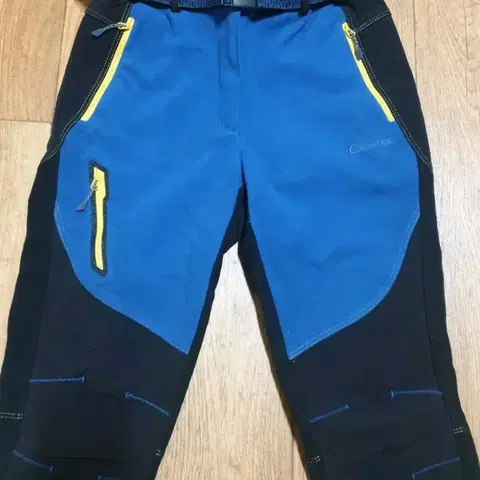 레드페이스 아웃도어 바지 28인치입니다