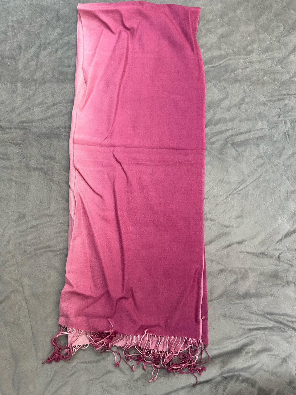 미사용 대한항공 x 오스카 블랑디 10숄 머플러 판매합니다