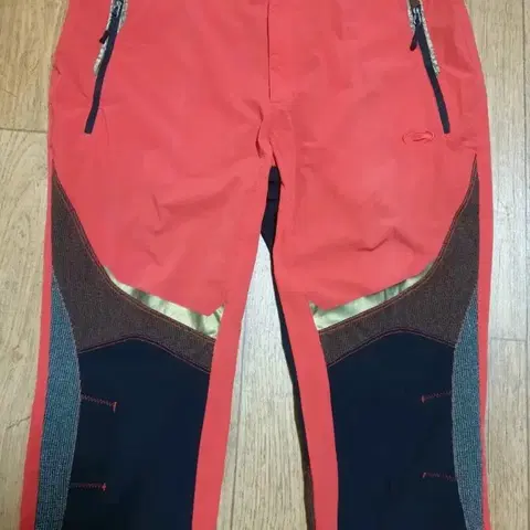 블랙야크 아웃도어 바지 34인치입니다