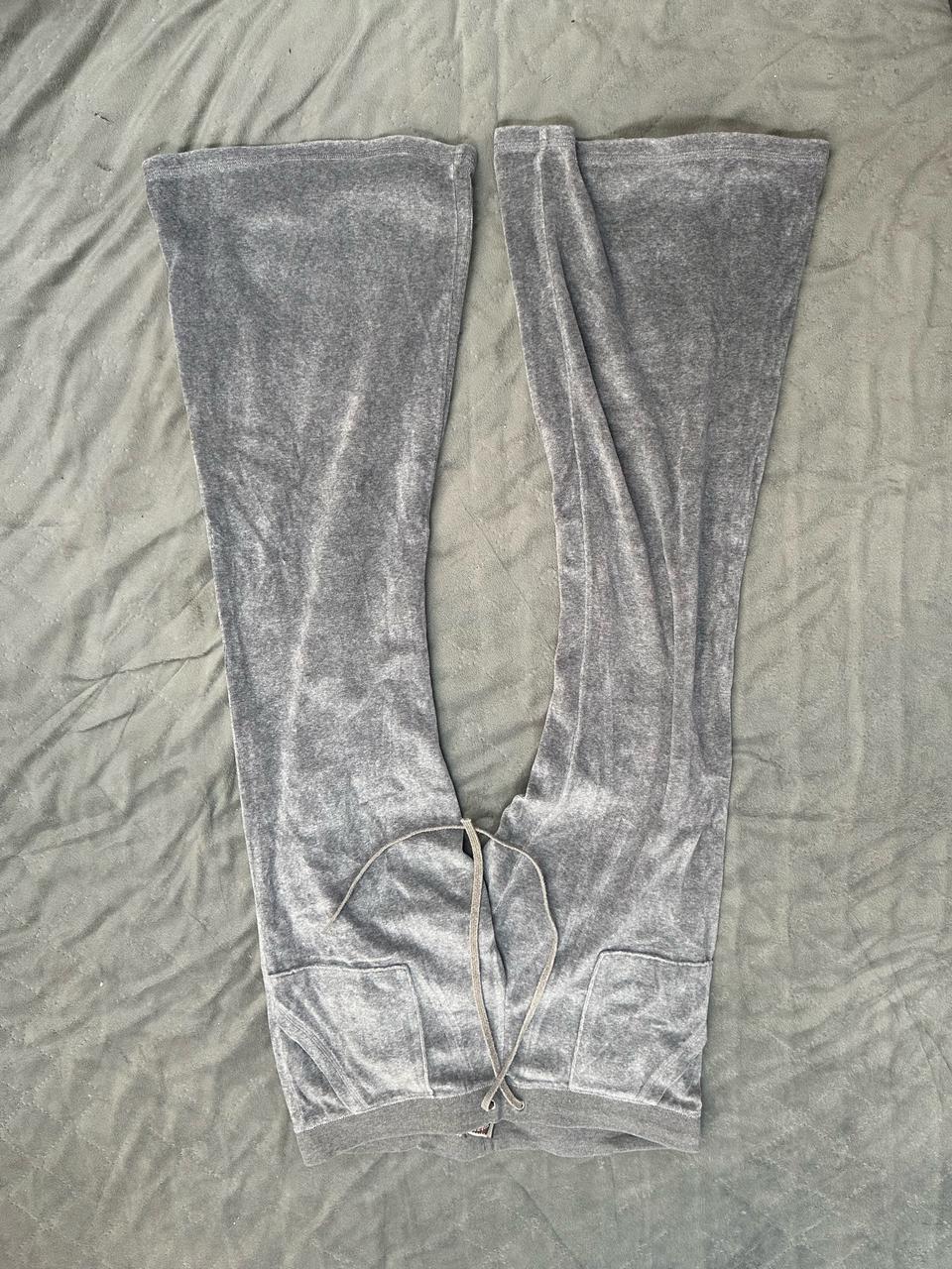 미사용 쥬시꾸뛰르 벨벳 트레이닝 바지 (M 사이즈) 판매합니다