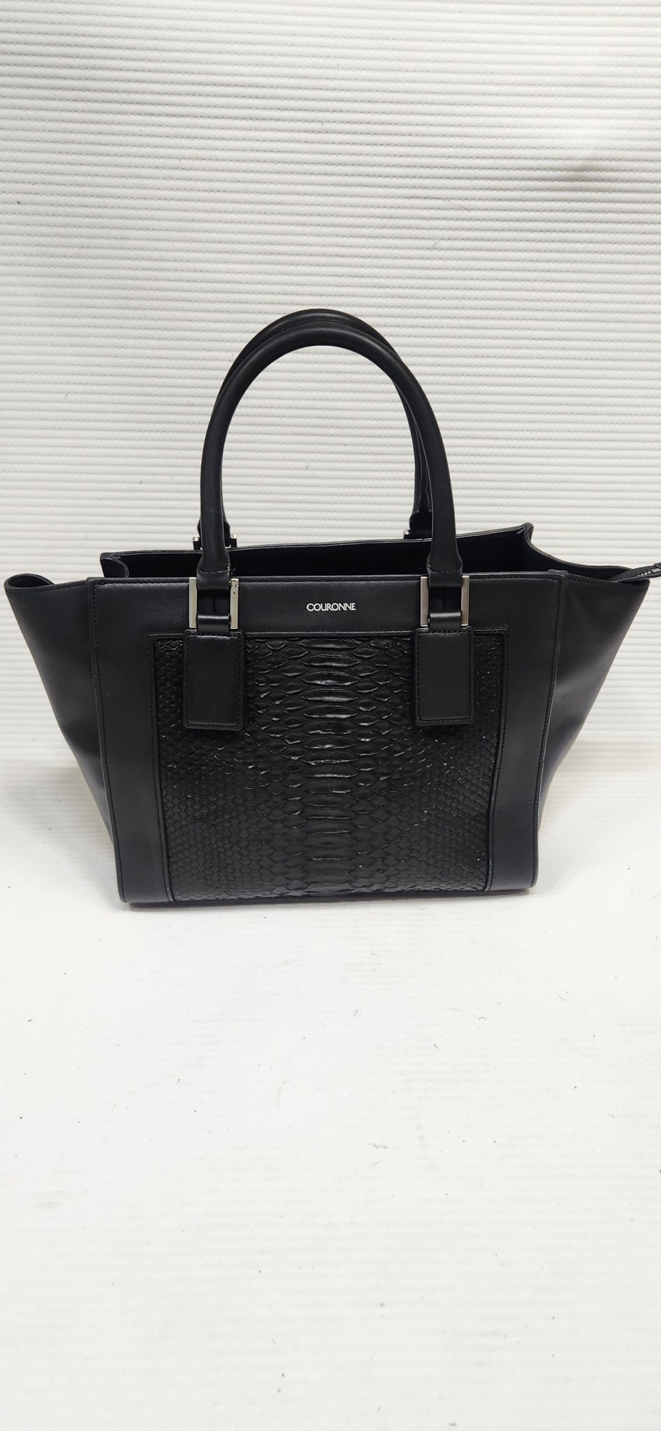 쿠론 파이톤가죽 토드백