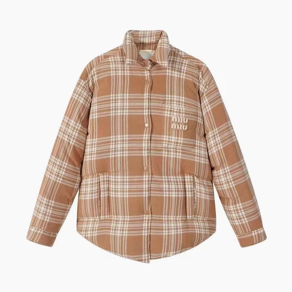 미우미우: 새상품 / 패딩 / 약 100 사이즈