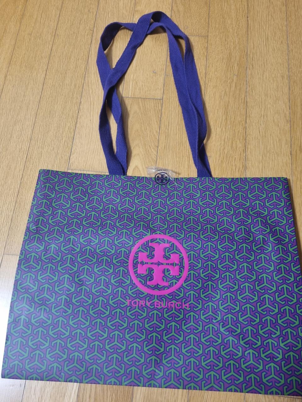 토니버치 쇼핑백