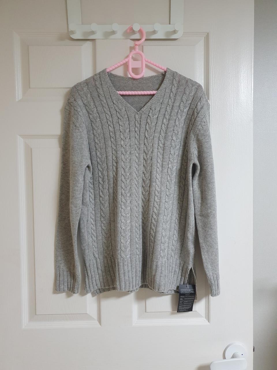 (택있는 새상품) V넥 니트 55~66반