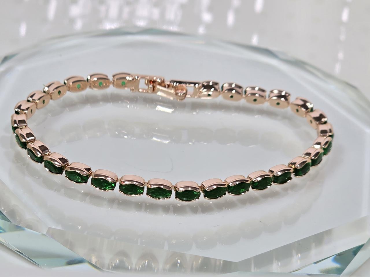 에메랄드 큐빅 테니스 팔찌