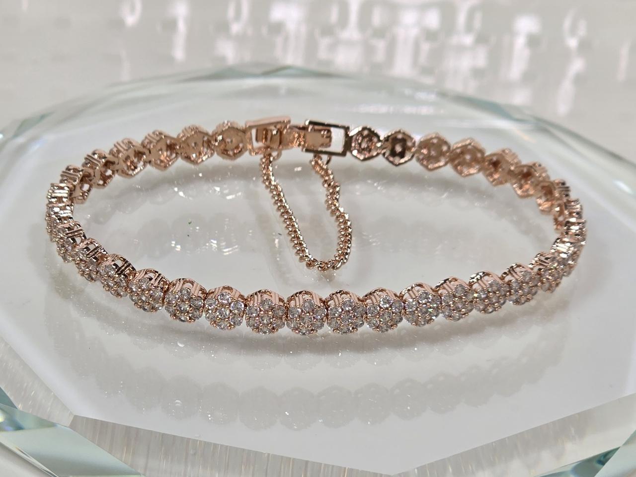 큐빅셋팅 테니스 팔찌