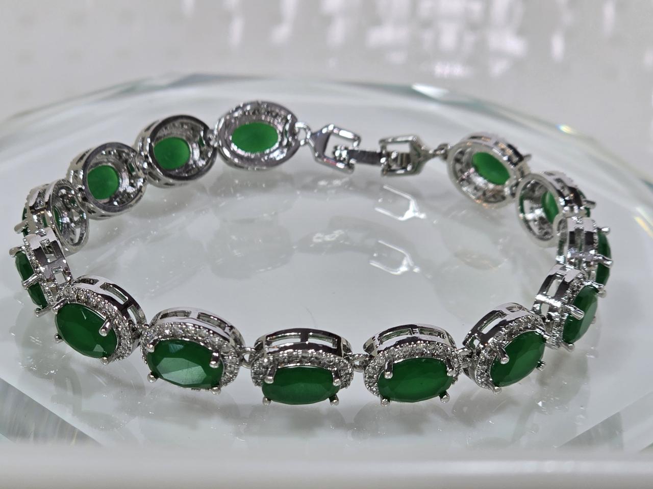 그린 색상의 큐빅 테니스 팔찌