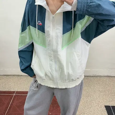 나이키 바람막이