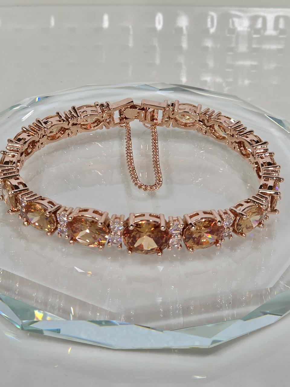 토파즈 색상의 큐빅 테니스 팔찌