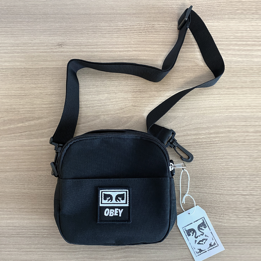 (새제품) OBEY 오베이 미니 크로스백 메신저백 블랙