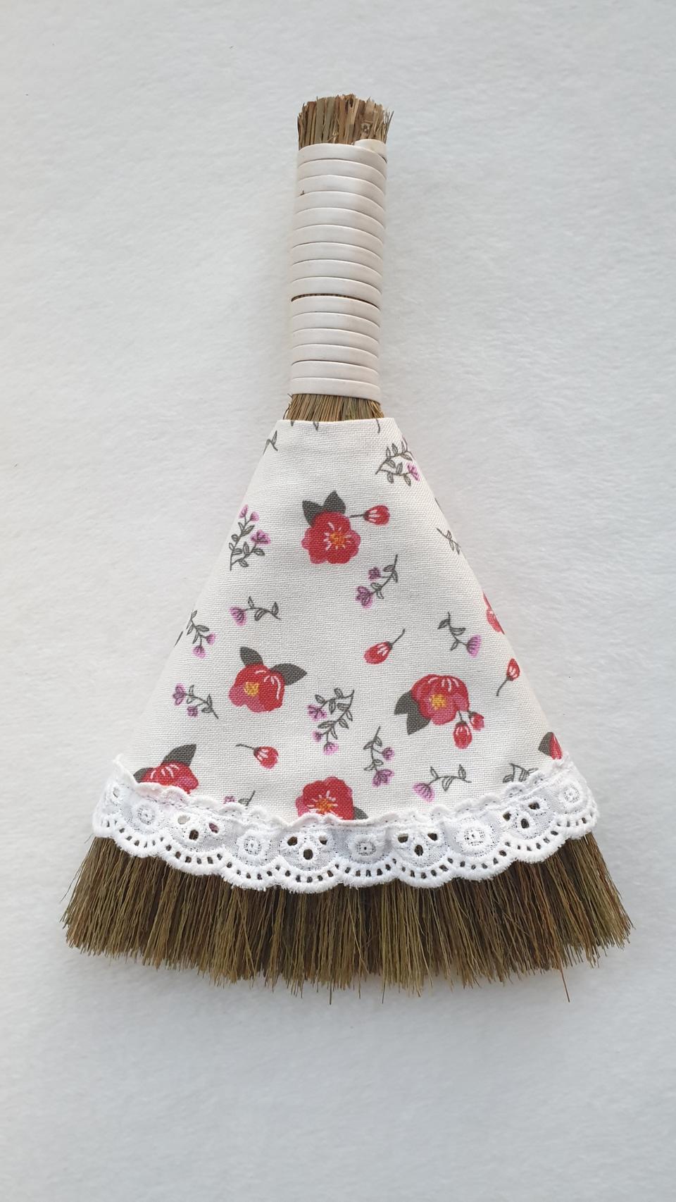 미니 복 싸리 빗자루(패브릭 동백꽃)