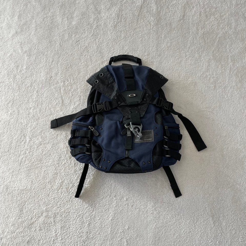 오클리 아이콘 고프코어 백팩 가방