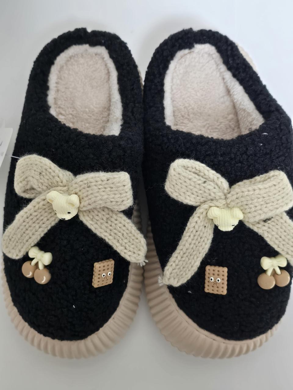 귀여운 검정 털 리본 슬리퍼 L  새상품