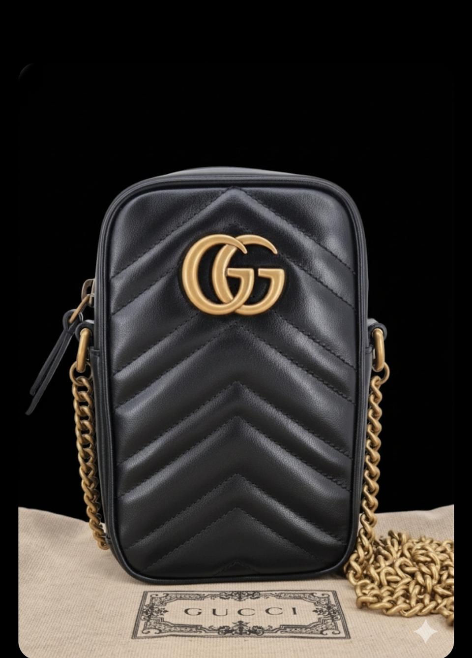 구찌 GG 마틀라세 미니백 (정품)