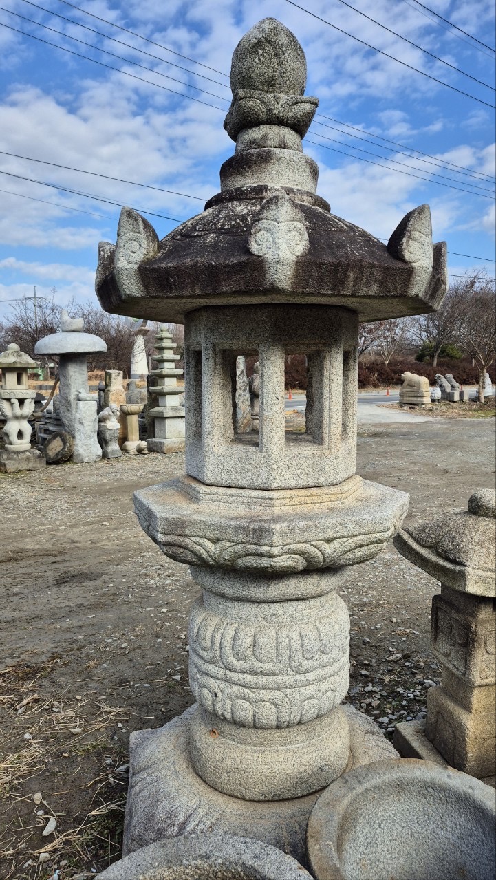 연대좋은 대형팔각석등