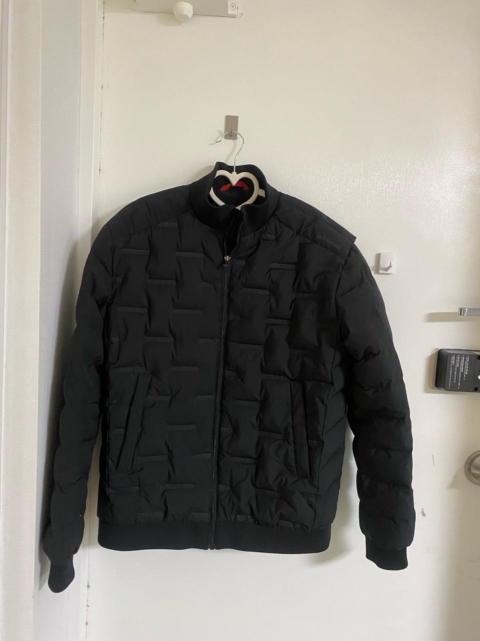 질스튜어드 남성패딩 100 검덩새옷수준