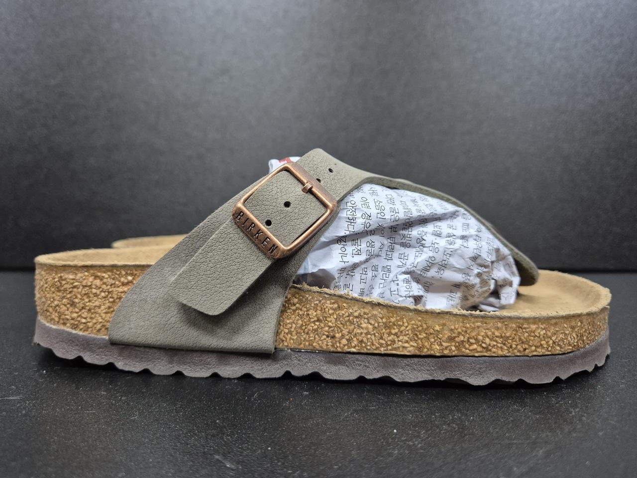 버켄스탁 여성 샌들 225 