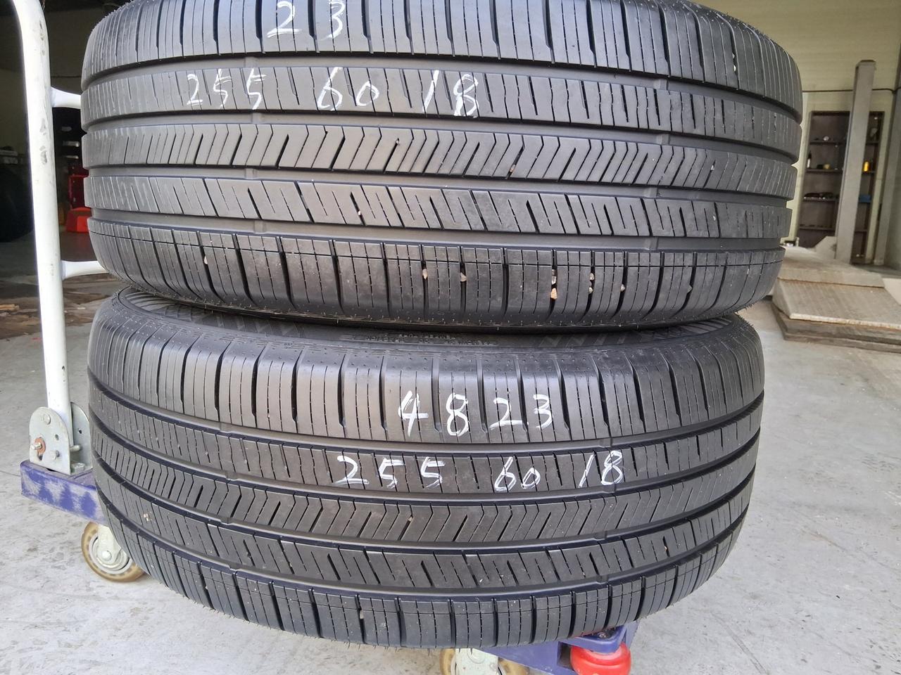 슈프림2556018중고타이어2개.255 60 18타이어 양주동두천의정부포