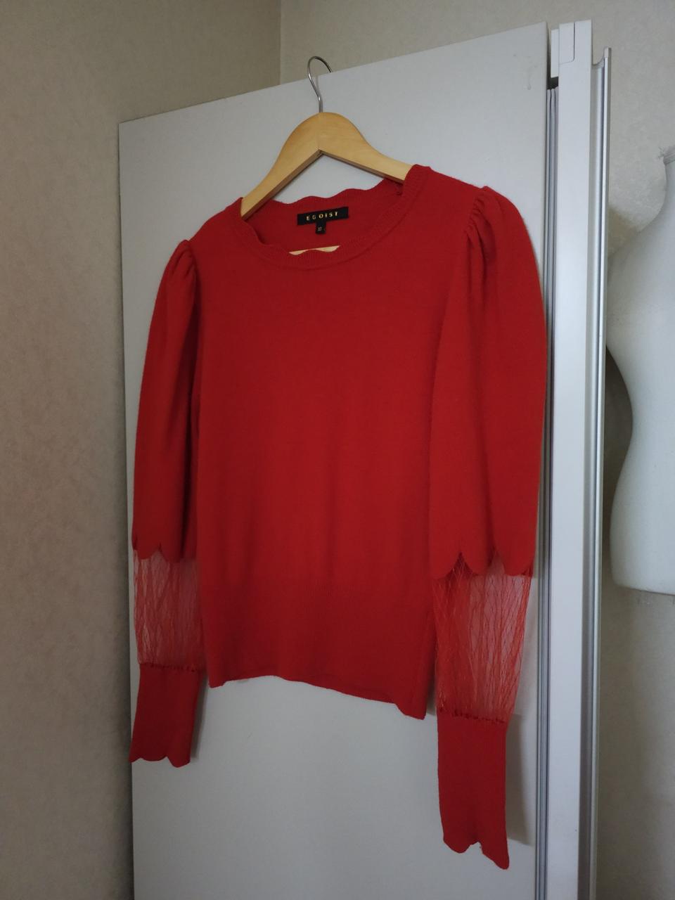 EGOIST 빨간색 레이스 소매 니트