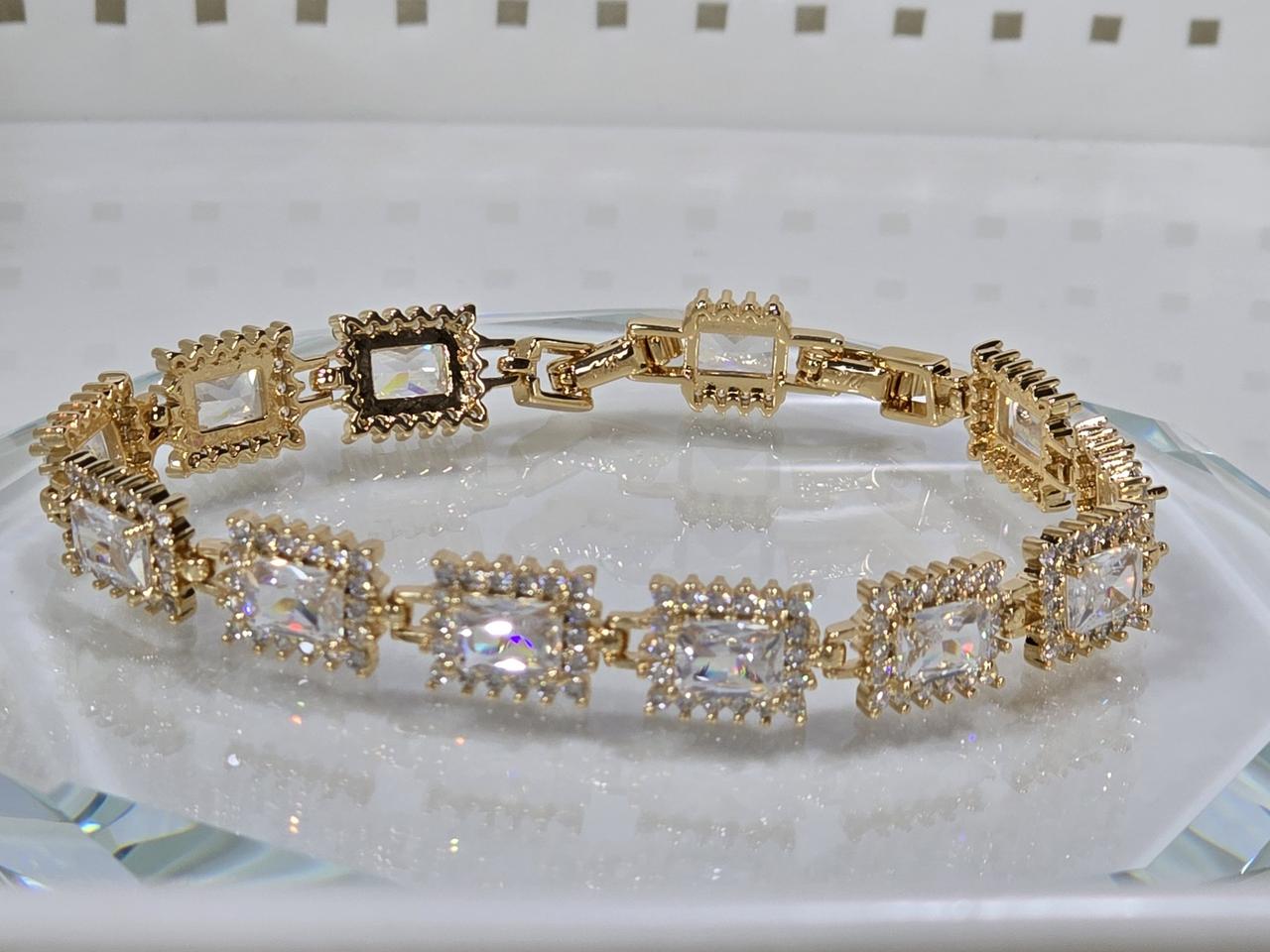 큐빅셋팅 테니스 팔찌