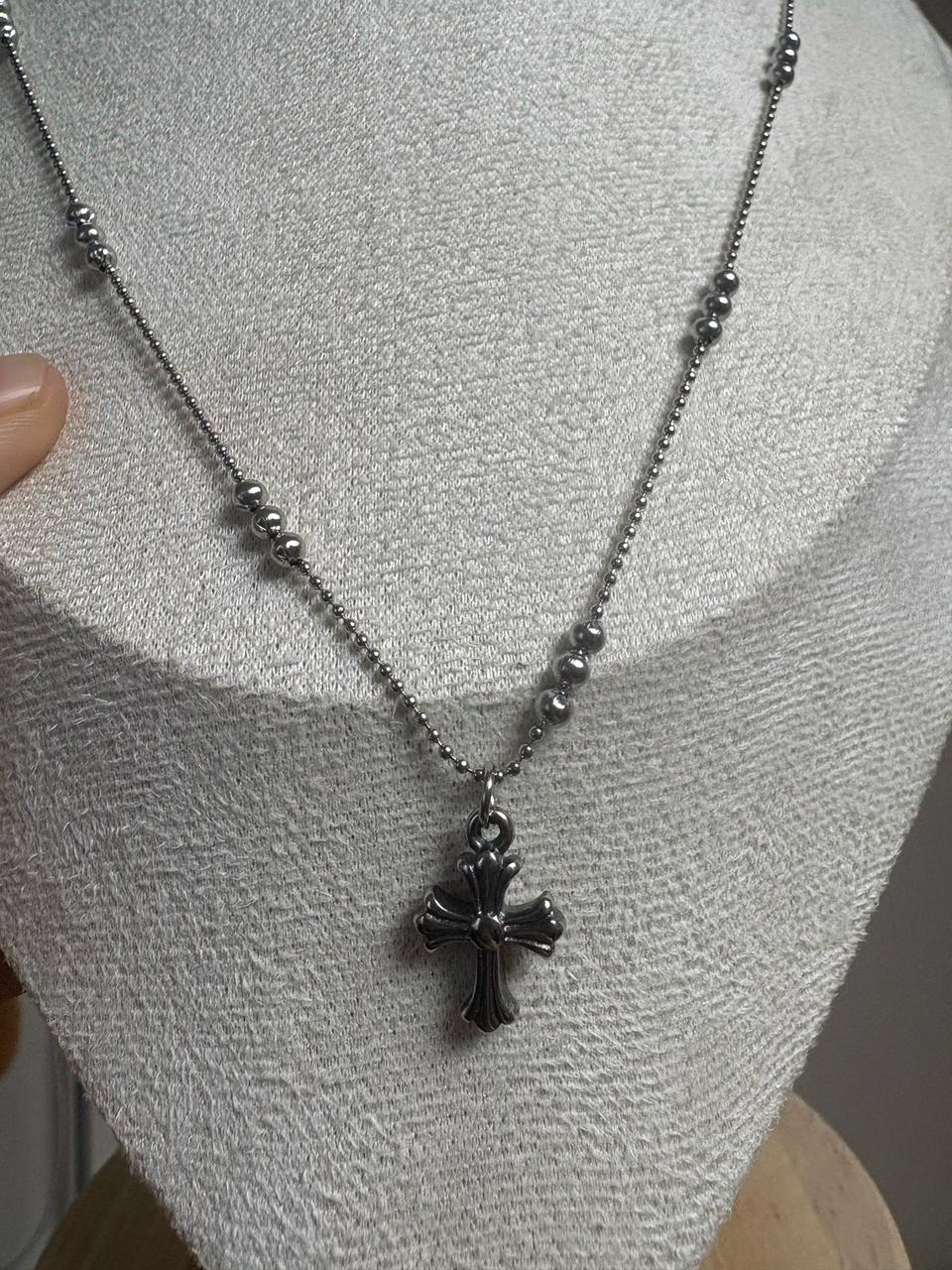 써지컬 십자가 볼 목걸이