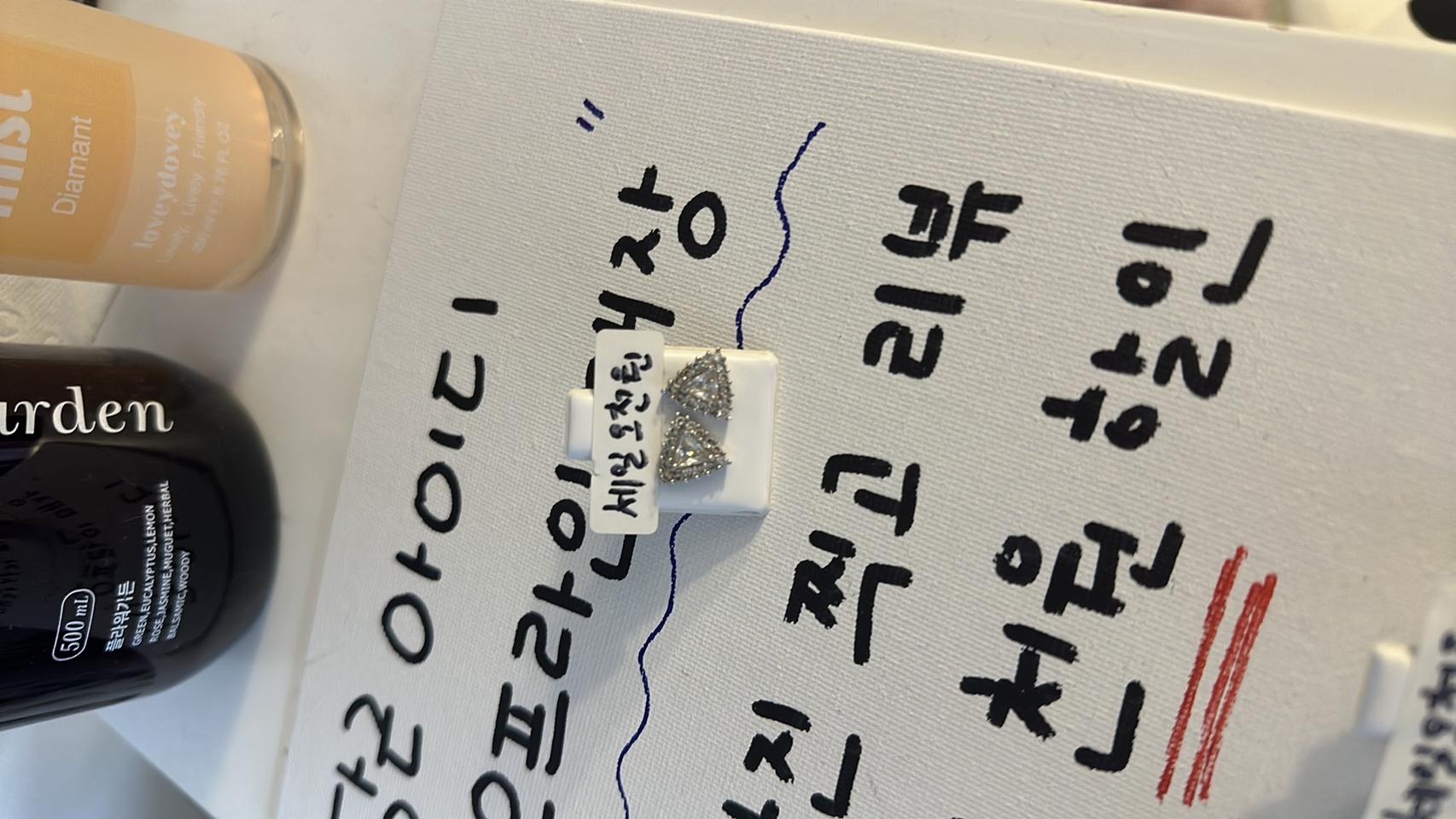 삼각 큐빅 실버 귀걸이 세일