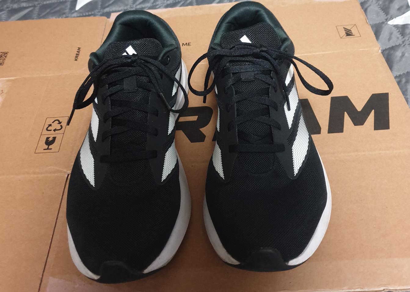 아디다스 듀라모 RC U 런닝화 블랙 (280)