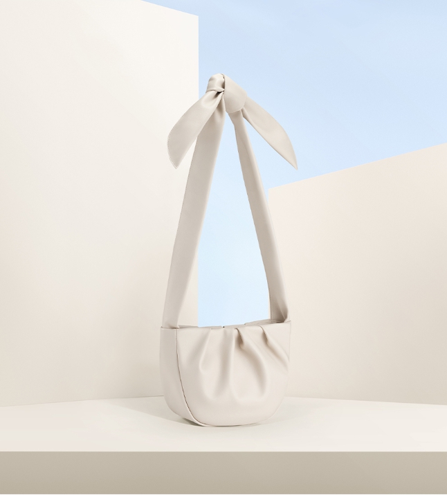 파인드카푸어 리본 셔링 숄더백