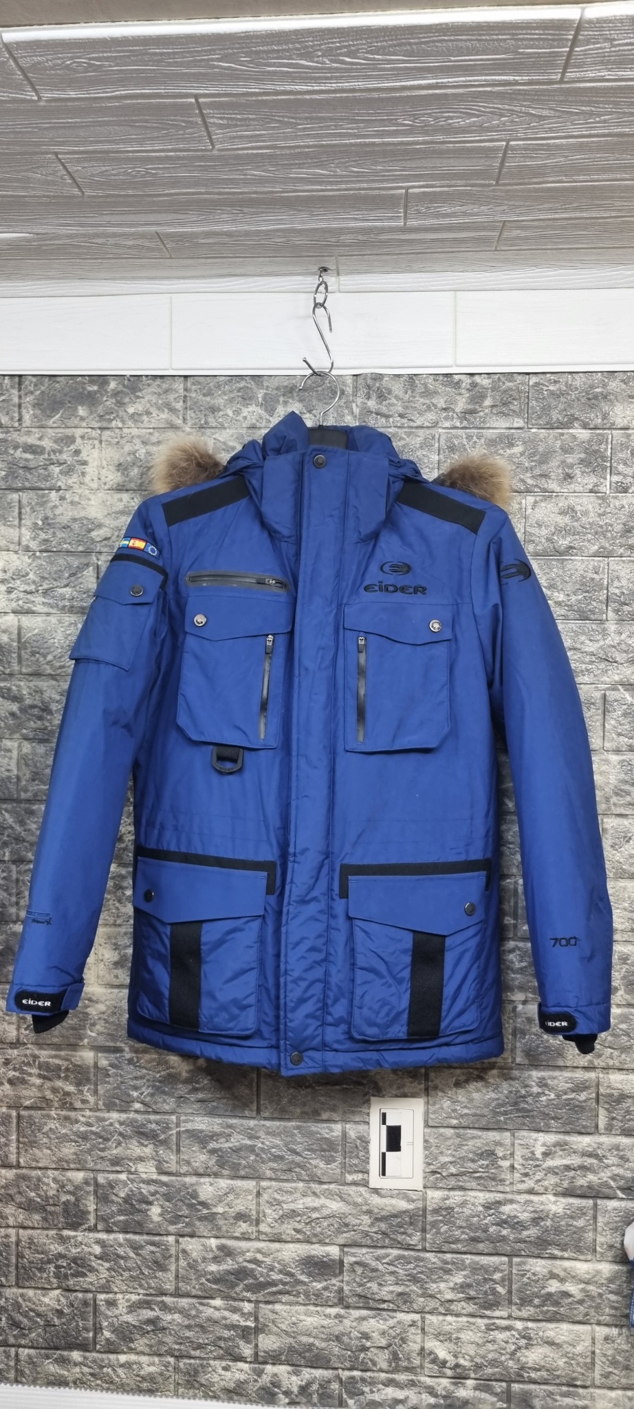 아이더 디펜더700필 다운패딩s90