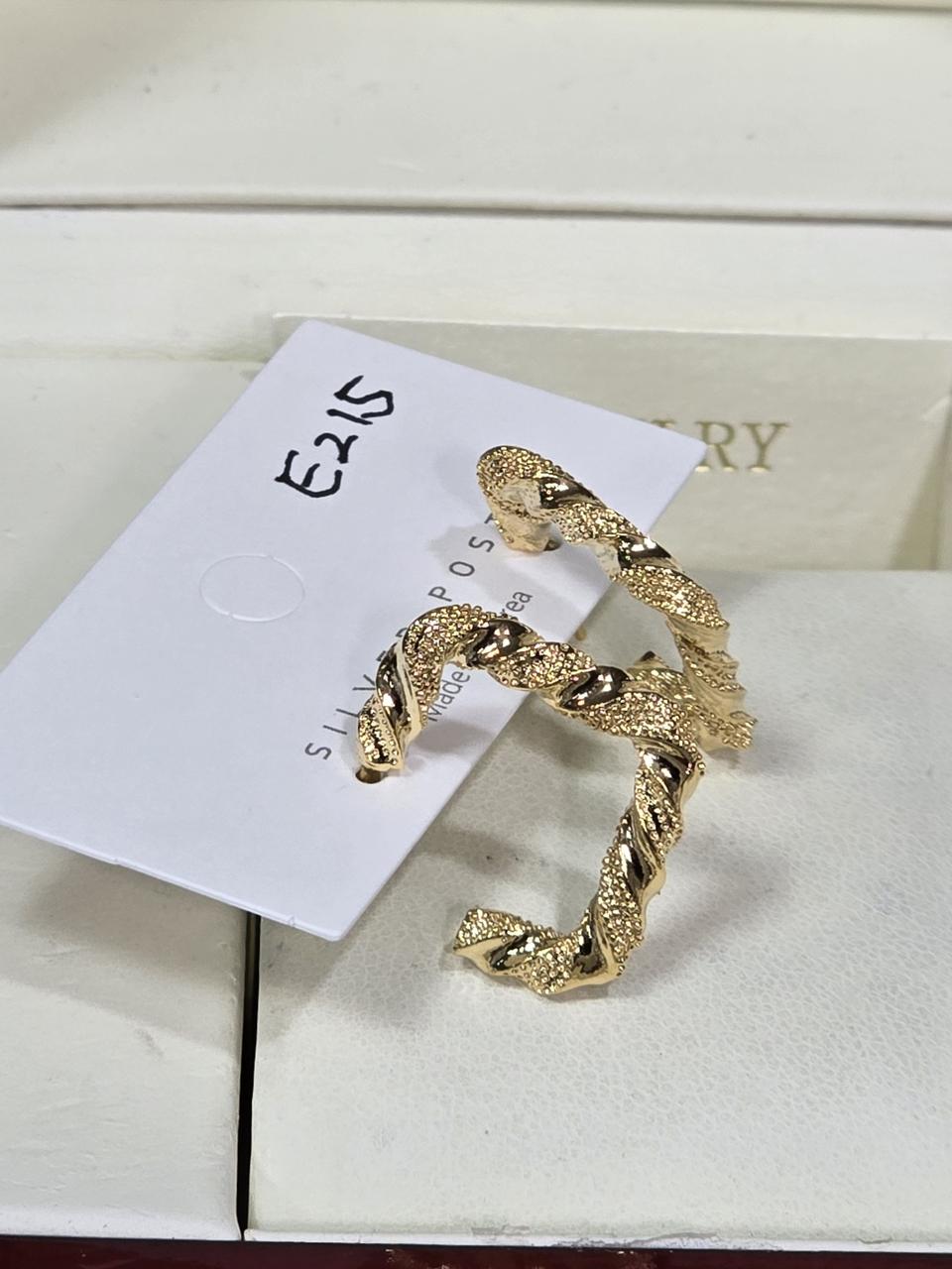 수공예 링귀걸이