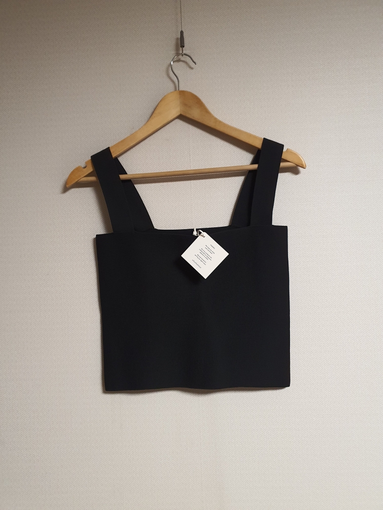 후왓웨어 슬리브 리스 니트 탑 2사이즈 새상품 정품 