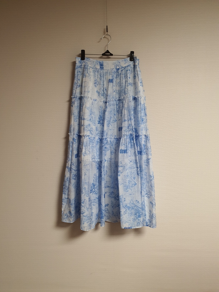 듀엘 dewl 패턴 티어드 스커트  55 사이즈 25ss  정품