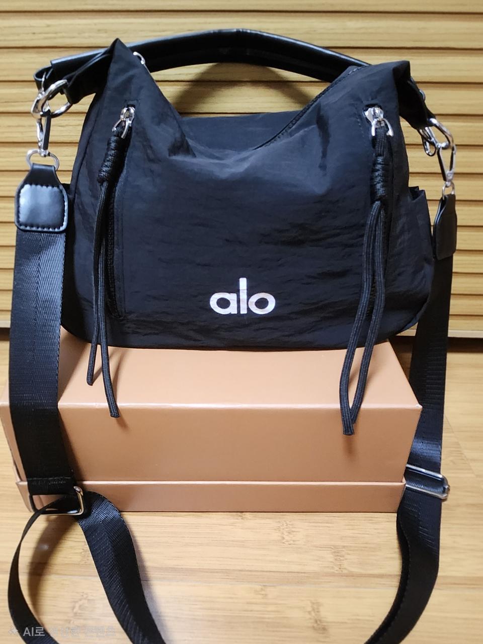 알로 숄더 크로스백