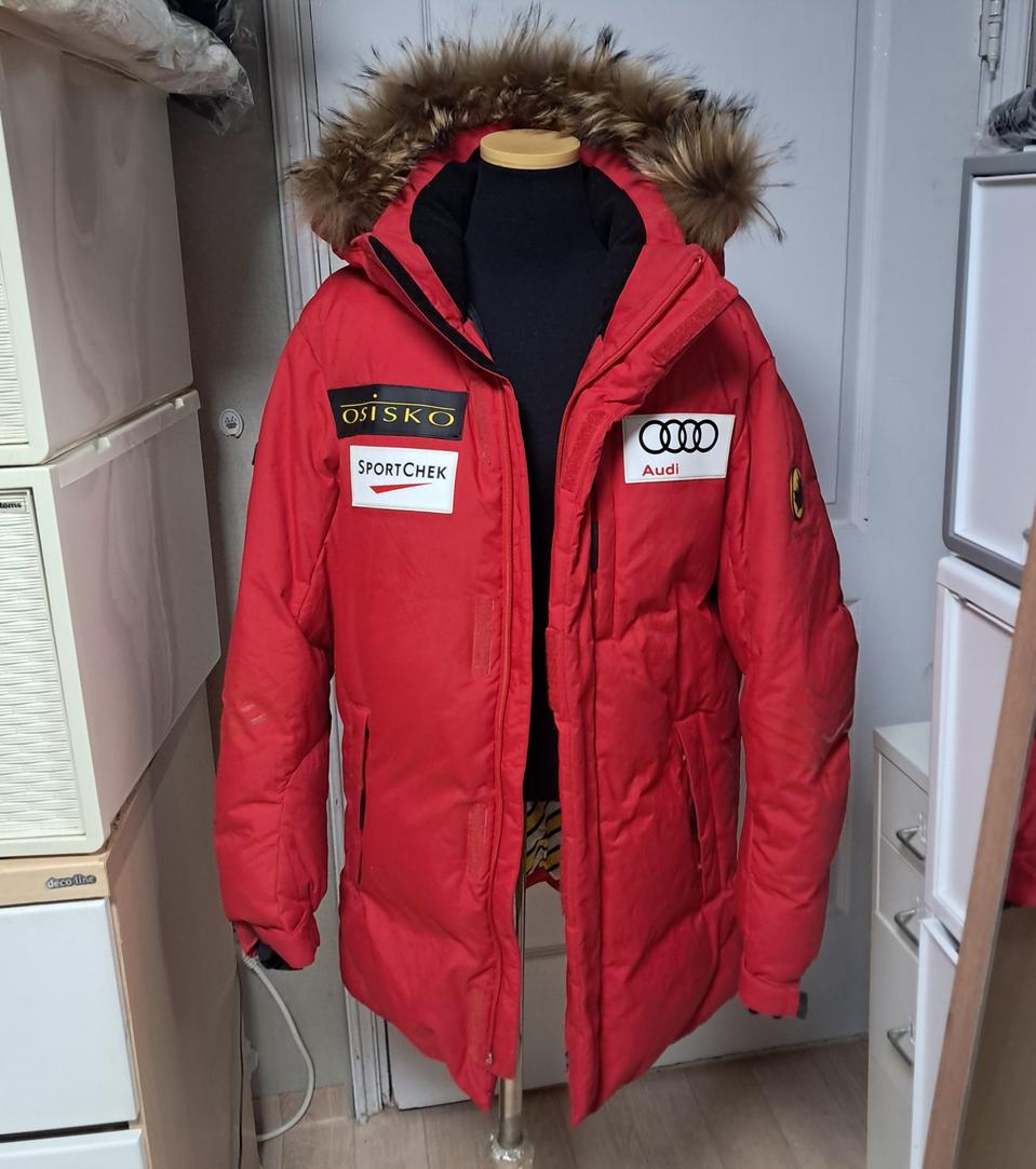 데상트 아우디 헤비패딩 스키 패딩 덕다운 95