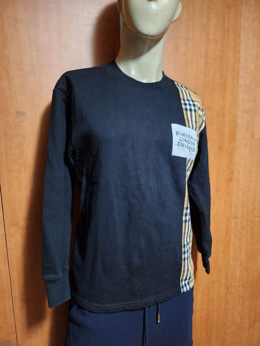 버버리라운드넥긴팔XS입니다만약95정도