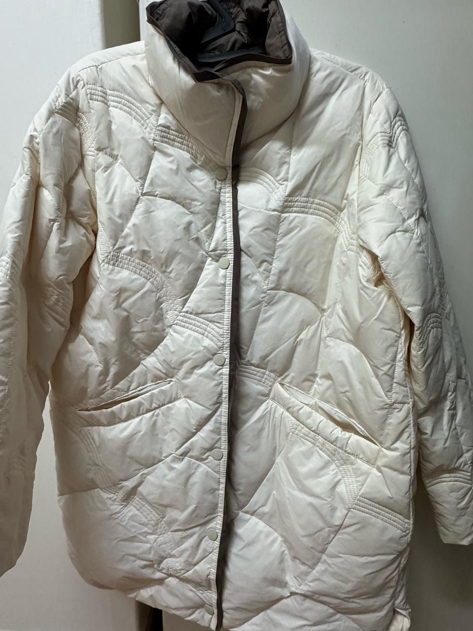 경량 패딩 아이보리 배색