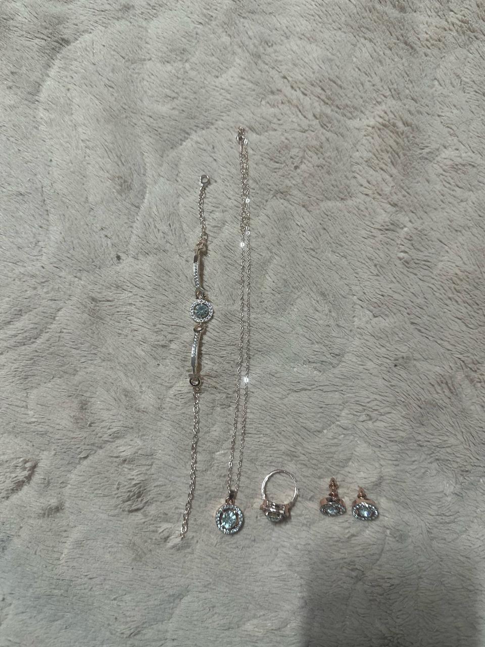 로즈골드 헤일로 큐빅 쥬얼리 4종 세트 판매합니다