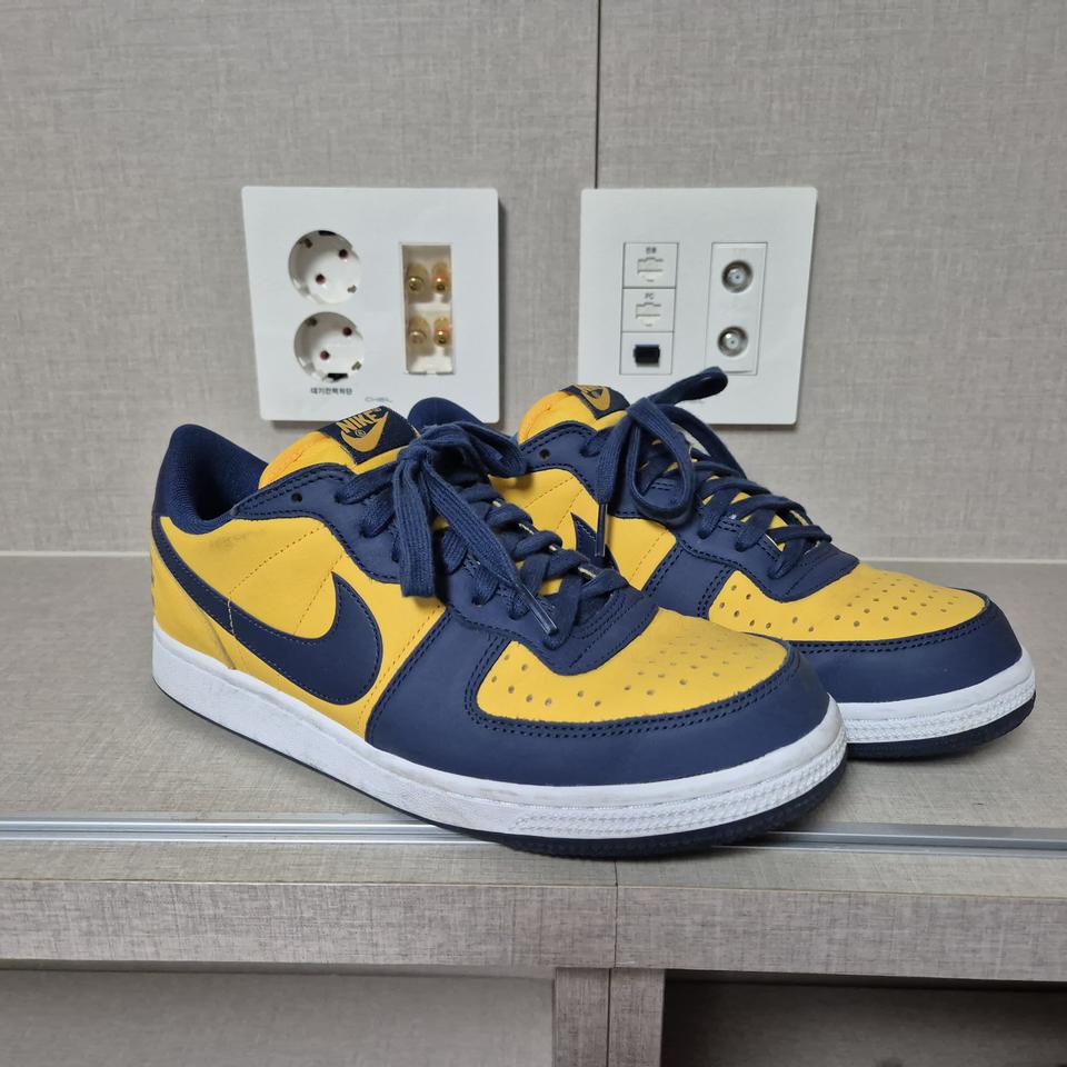 270)나이키 터미네이터 로우 OG FJ4206-700