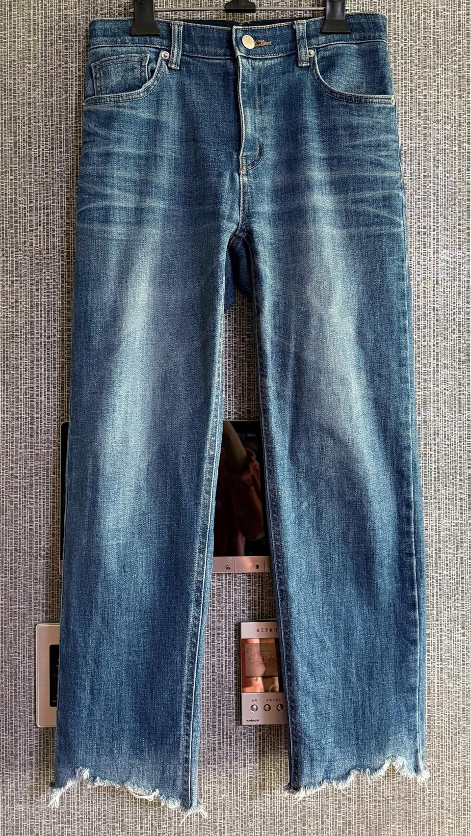 시에로 siero 밑단 내추럴 컷팅 허리 속밴딩 중청 일자 데님 팬츠