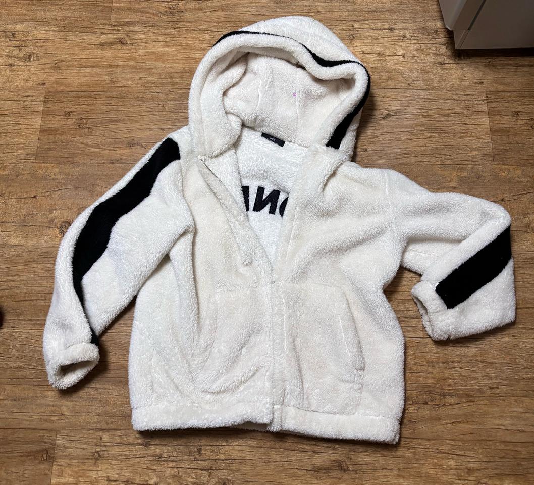 따뜻한 아우터 겨울옷 털옷 후리스 자켓 남녀공용 라지사이즈 후드집업흰옷