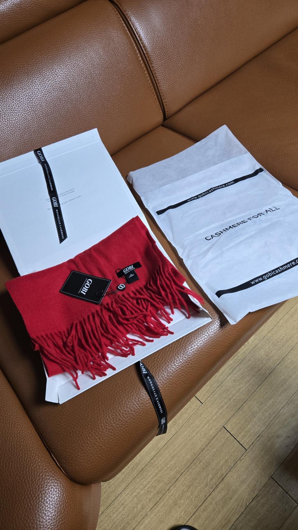 몽골에서 직접사온 GOBI캐시미어 머플러/새상품