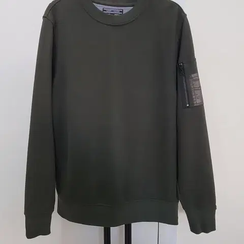 타미힐피거 빈티지핏 카키색 기모 맨투맨 포켓 디테일 남녀공용 M사이즈