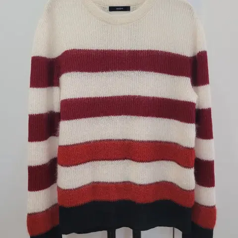 HAZZYS 헤지스 캐시미어&모헤어 스트라이프 패턴 니트 85사이즈