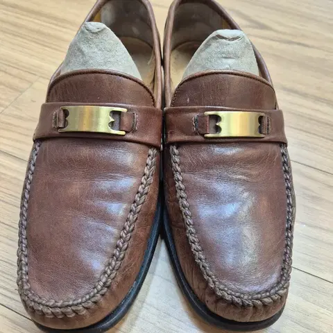 BALLY RUVERA 남성 로퍼 브라운 색상입니다MADE IN ITA